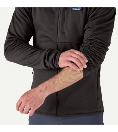 Яке Patagonia Men's R1 Thermal Jacket Winter 2025